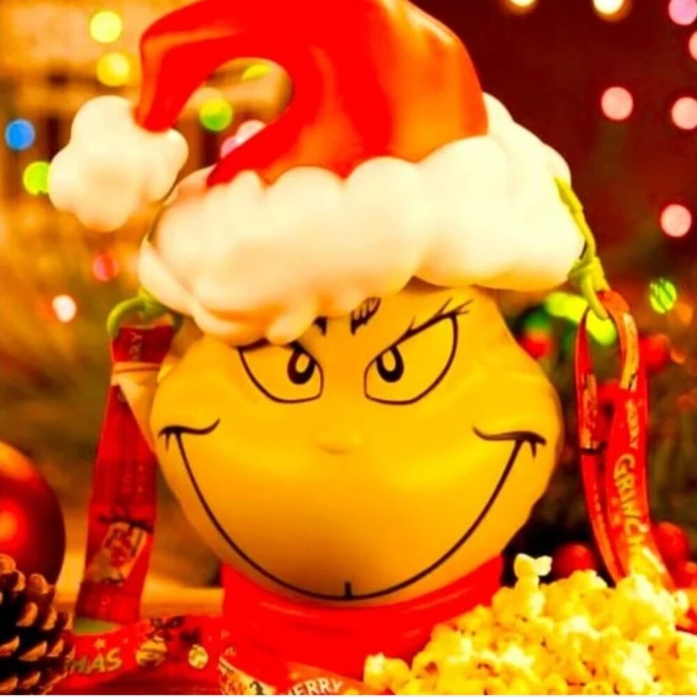 Universal Studios Christmas Holiday Dr. Seuss The Grinch Popcorn Bucket NWT